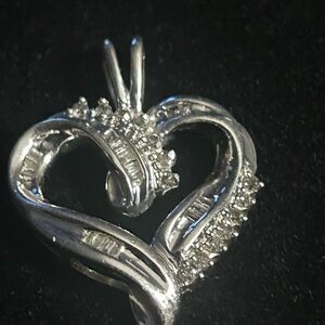Elegant Silver Heart Pendant